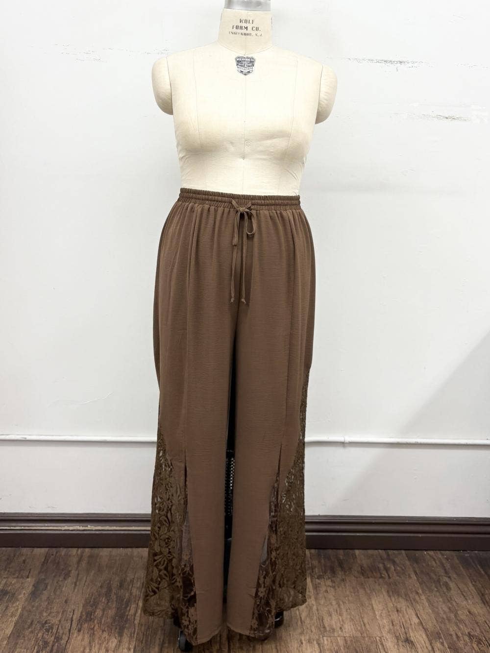 Plus Lace Panel Wide-Leg Pants 3